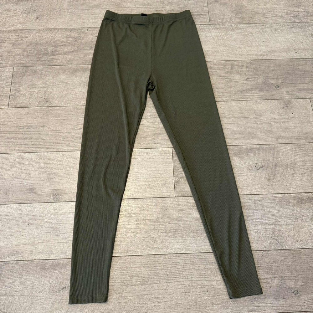 Women's Seasty Olive Green Ribbed Leggings Size 6